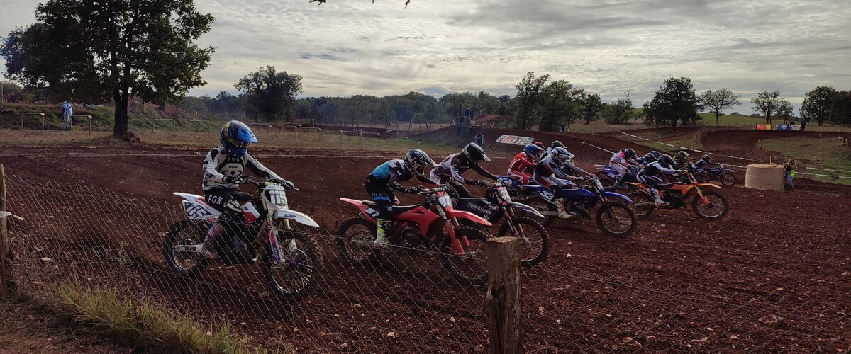 Motocross près de Rodez : plein gaz !