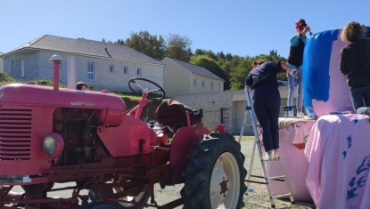 Rieupeyroux aux couleurs d'Octobre Rose et Movember